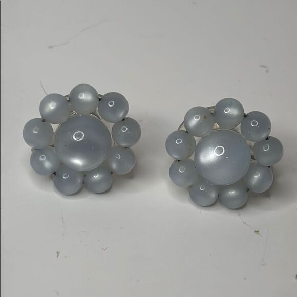 Circular Light Blue Beaded Cluster Clip On Earrings - Picture 1 of 4